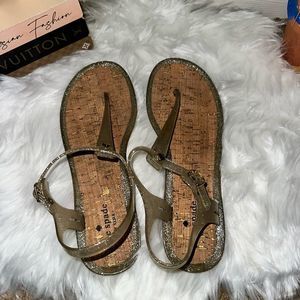 Kate Spade Sandals | Size 10 | Yari Jelly | Clear Gold Glitter | Buckle | Cork